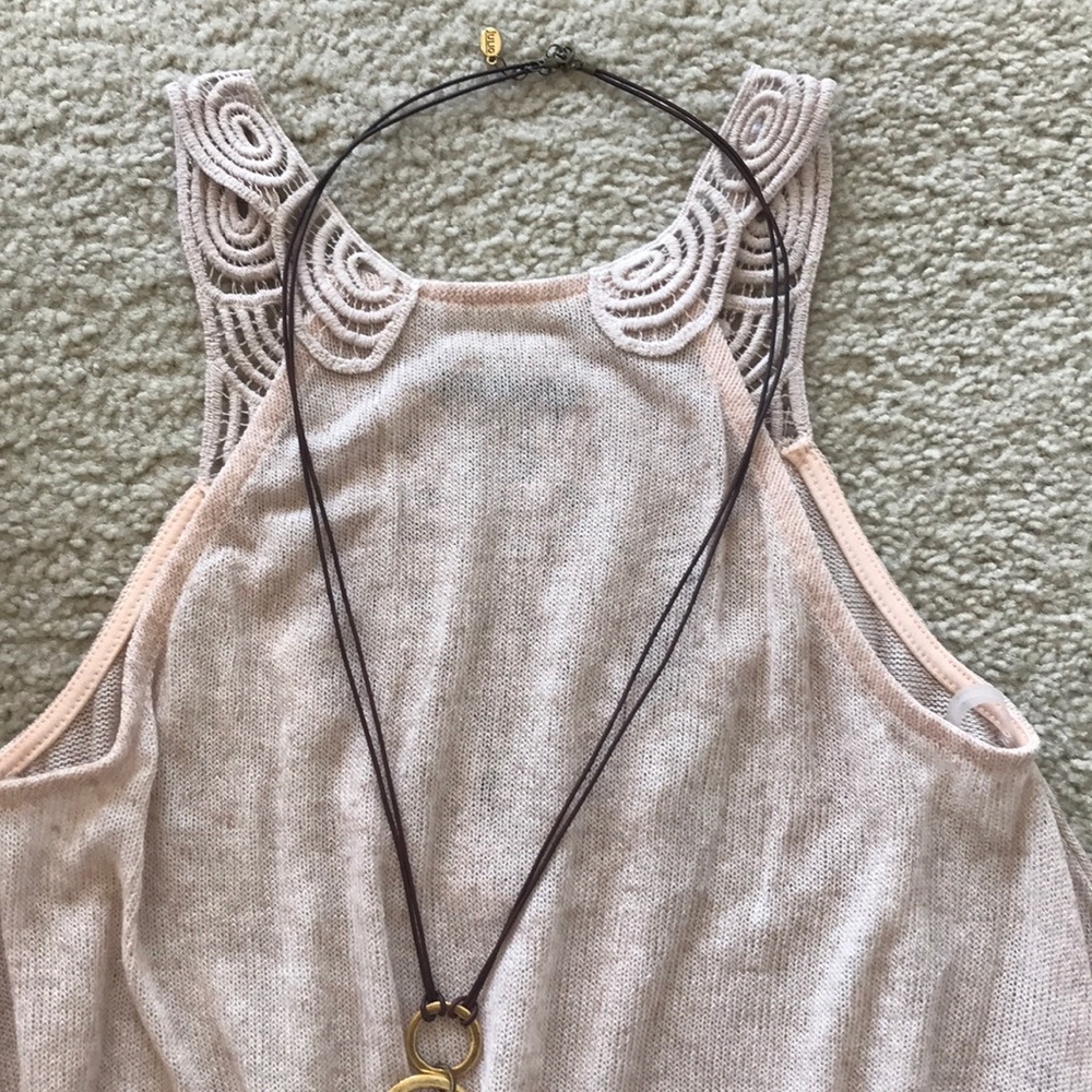 ❤️1 LARGE❤️Crochet Back Tank - Picture 3 of 6